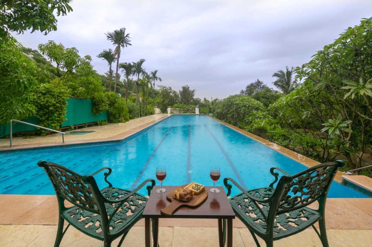 Stayvista'S Casa Palmera - Pet-Friendly Villa With Pool, Garden With Gazebo, And Indoor & Outdoor Games 阿里巴格 外观 照片